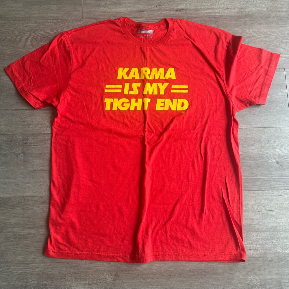 Taylor Swift/Kansas City Chiefs inspired t-shirt